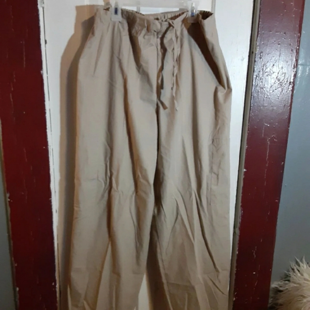 Scrub pants